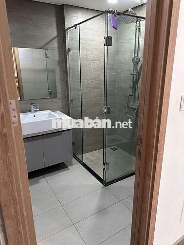 Cho thuê căn hộ cao cấp Diamond Alnata. giá thuê 15tr full nội thất