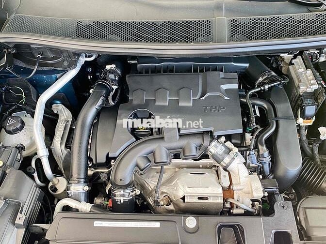 Peugeot 3008 2024 Premium - 9300 km