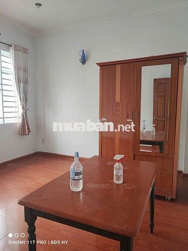 Nhà 100m2 4pn 4wc ĐỐI DIỆN VẠN Phúc