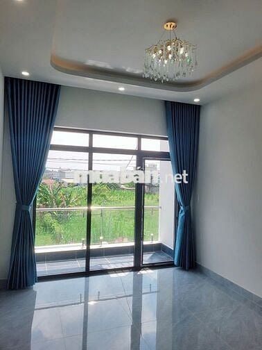 Không có nhu cầu sử dụng cần bán căn nhà ngay xã Mỹ Hạnh. Đức Hòa