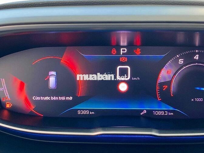 Peugeot 3008 2024 Premium - 9300 km