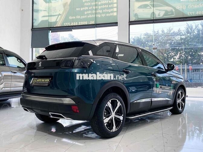 Peugeot 3008 2024 Premium - 9300 km