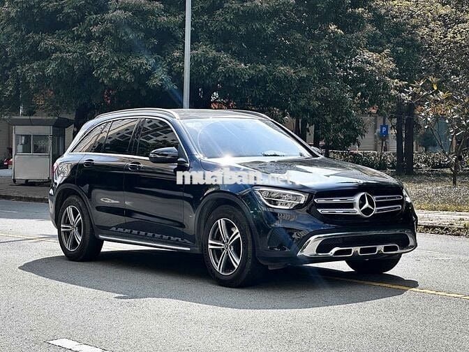 Mercedes Benz GLC200 2021