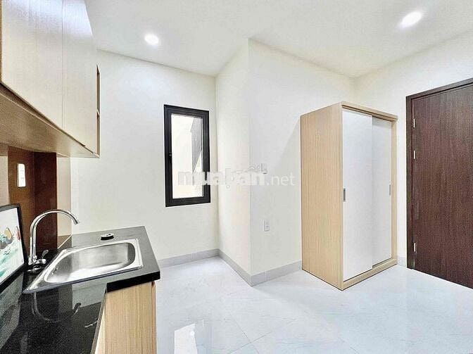 Căn Hộ full nội thất ngay Trục đường Phạm Văn Đồng