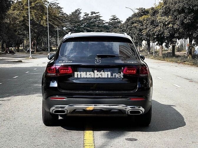 Mercedes Benz GLC200 2021
