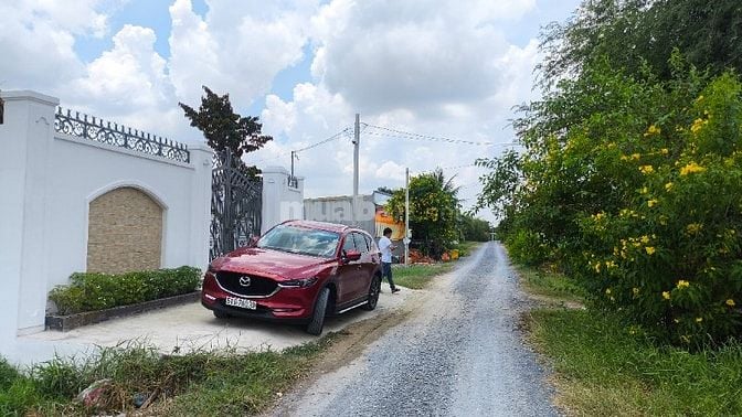 Bán căn nhà nghỉ dưỡng đầy đủ mọi công năng DT 10*24m giá siêu hời 