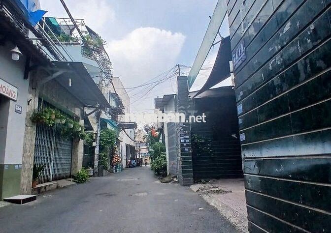 BÁN NHÀ 3 TẦNG – HẺM NHỰA GẦN MẶT TIỀN PHAN VĂN HỚN, Q.12