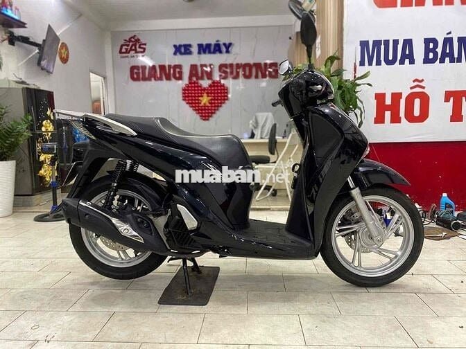 SH 150 Abs 2018 xe trùm mền 6000km