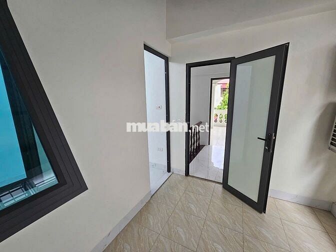 SIÊU HIẾM! Nhà lô góc 2 mặt ngõ – ô tô tải đỗ cửa – Vương Thừa Vũ