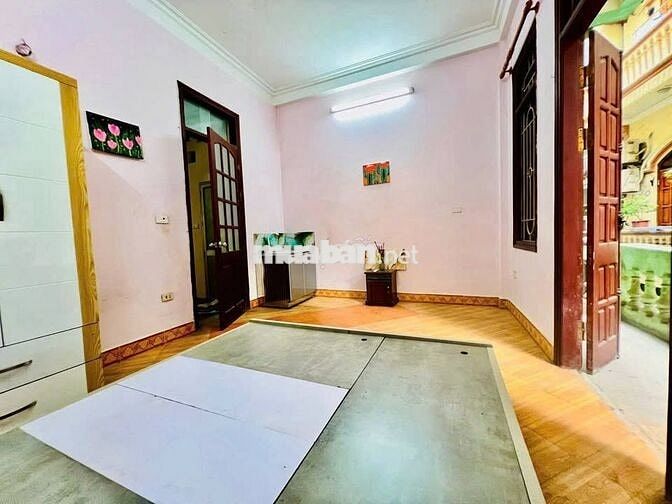 Phố QUAN NHÂN BÁN NHÀ LÔ GÓC OTO ĐỂ CỬA - Thiện chí bán sang tên NHANH