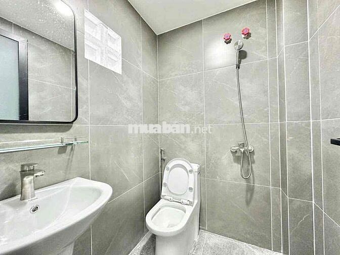 Studio giá rẻ có cửa sổ thoáng mát ngay Làng Đại Học, ngã 4 Thủ Đức