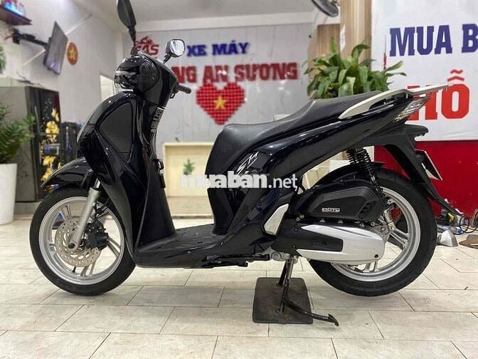SH 150 Abs 2018 xe trùm mền 6000km