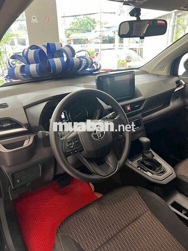 Toyota Avanza 2025, giảm 100% trước bạ