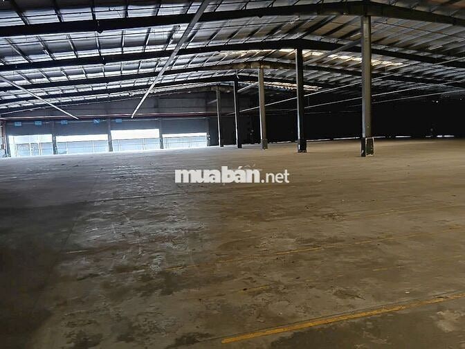 CHO THUÊ XƯỞNG 1500m² MẶT TIỀN QL 1A,BÌNH CHÁNH CONT RA VÀO DỄ DÀNG