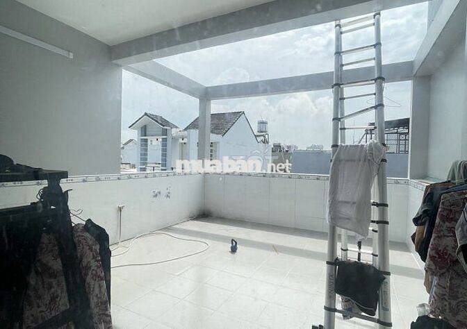 BÁN NHÀ 3 TẦNG – HẺM NHỰA GẦN MẶT TIỀN PHAN VĂN HỚN, Q.12