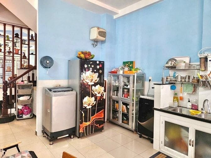 Bán nhà 2 mặt hẻm ô tô, 62m2(4.1x15), 2 Tầng, Đường Vườn Lài Tân Phú
