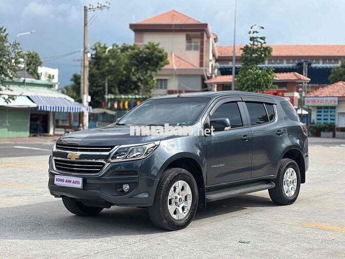Chevrolet Trailblazer 2018 2.5 MT  siêu đẹp