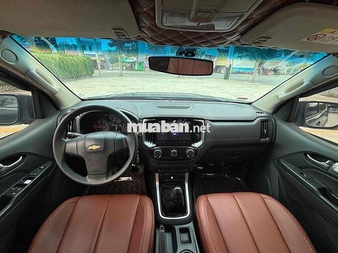 Chevrolet Trailblazer 2018 2.5 MT  siêu đẹp