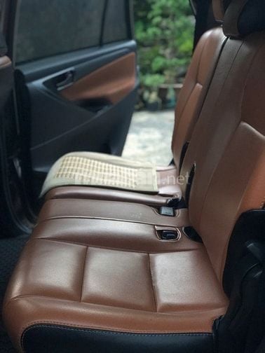 🚗 Cần bán Toyota Innova 2.0E MT – Sản xuất 2020, màu đồng ánh kim cực