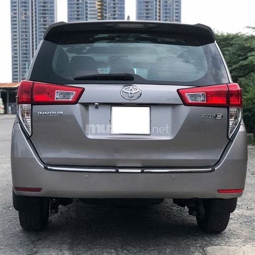 🚗 Cần bán Toyota Innova 2.0E MT – Sản xuất 2020, màu đồng ánh kim cực