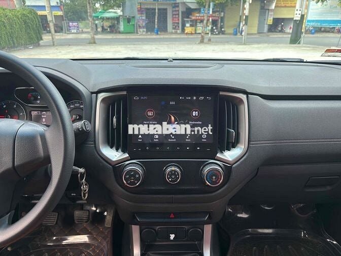 Chevrolet Trailblazer 2018 2.5 MT  siêu đẹp