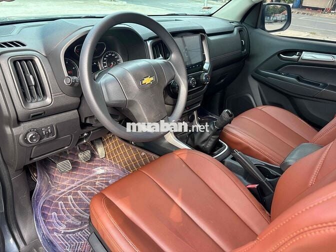 Chevrolet Trailblazer 2018 2.5 MT  siêu đẹp