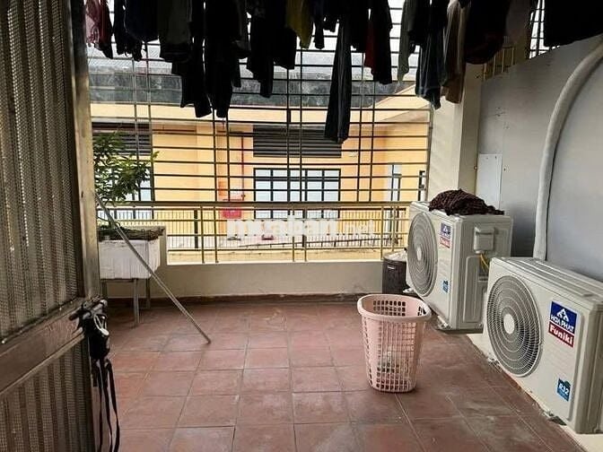 BÁN NHÀ TẶNG SỔ PHỐ VŨ TÔNG PHAN -MẶT NGÕ KINH DOANH - NGÕ ÔTÔ THÔNG