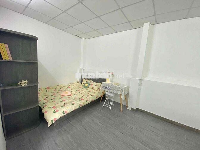 PHÒNG TRỌ CỬA SỔ TRỜI FULL TIỆN NGHI _ GẦN NGÃ TƯ BỐN XÃ