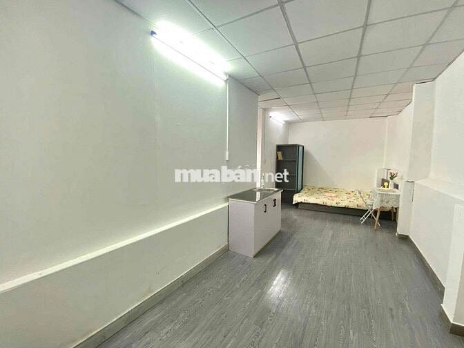 PHÒNG TRỌ CỬA SỔ TRỜI FULL TIỆN NGHI _ GẦN NGÃ TƯ BỐN XÃ