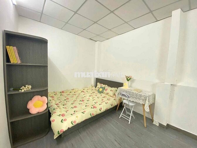 PHÒNG TRỌ CỬA SỔ TRỜI FULL TIỆN NGHI _ GẦN NGÃ TƯ BỐN XÃ