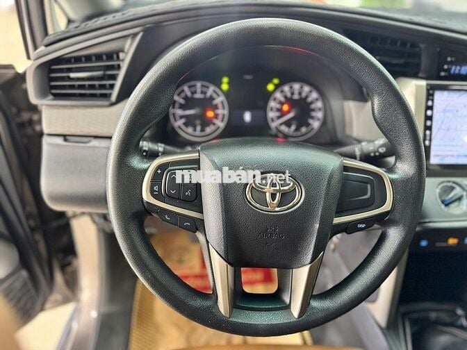 Innova 2018 2.0E - 87.830 km - Giá Còn Giảm