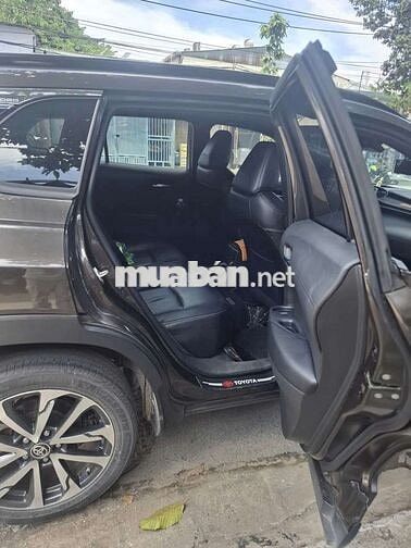 Toyota cross 2022 1.8V - 74 km ( chính chủ)