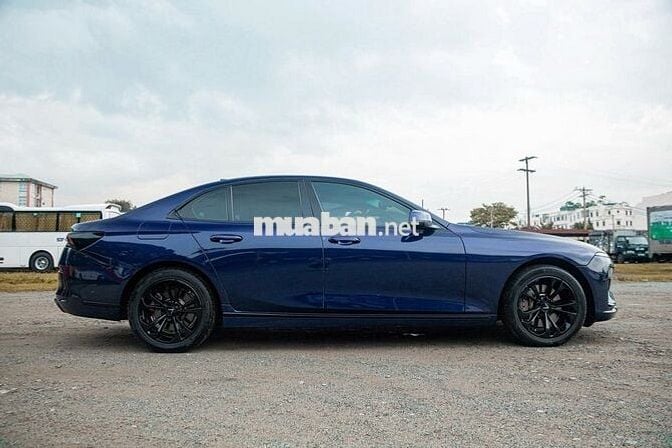 VinFast Lux A 2022 Tiêu chuẩn mới chạy 34000km