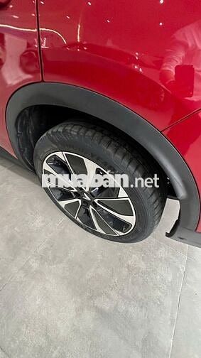 VinFast VF 8 Plus Đỏ, sản xuất 2023
