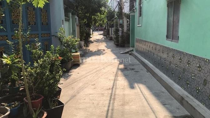 Cho thuê nhà 2 tầng DT 8x27, hẻm 4m, 120/16 Lũy Bán Bích, gía 25 tr