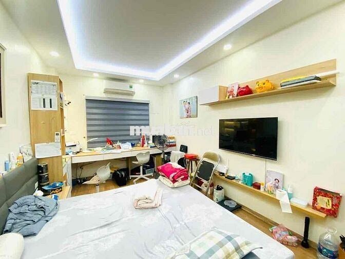 BÁN NHÀ ĐỊNH CÔNG MẶT NGÕ THÔNG KINH DOANH GẦN PHỐ DT: 32m2 *5 Tầng