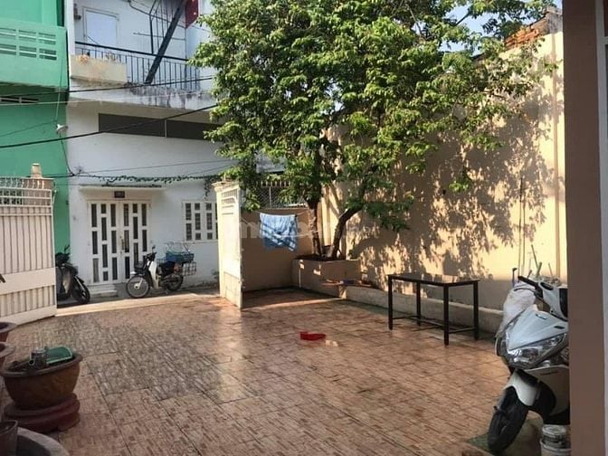 Cho thuê nhà 2 tầng DT 8x27, hẻm 4m, 120/16 Lũy Bán Bích, gía 25 tr