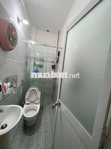 BÁN GẤP NHÀ ĐẸP HTP QUẬN 7 NGAY CẦU PHÚ MỸ DT:60M2(4❌15) GIÁ CHỈ 4TỶ