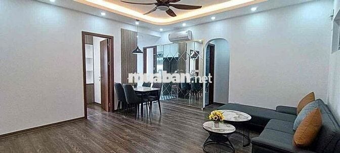 Chính chủ cần băn căn 3 ngủ 2 vsa nhà đẹp full nội thất Nơ Pháp Vân