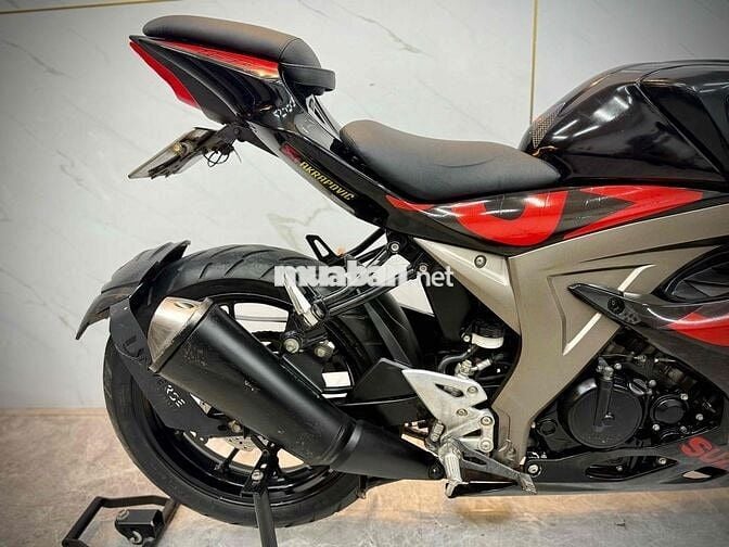 Suzuki Gsx150r date 2020