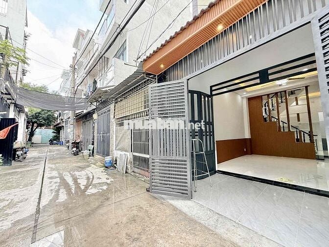 NHÀ MỚI SHR CHÍNH CHỦ VỊ TRÍ ĐẸP TTH
