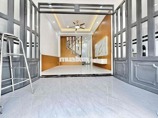 NHÀ MỚI SHR CHÍNH CHỦ VỊ TRÍ ĐẸP TTH