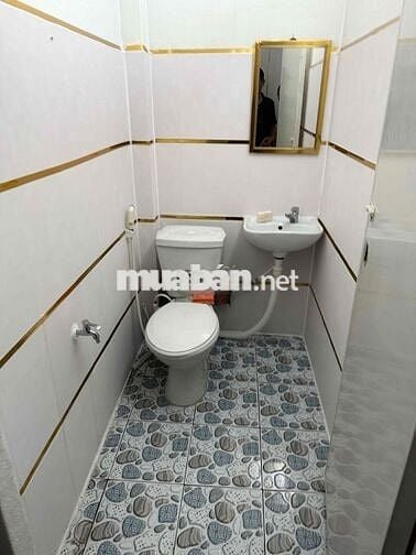 Mới tân trang lại phòng cần cho thuê