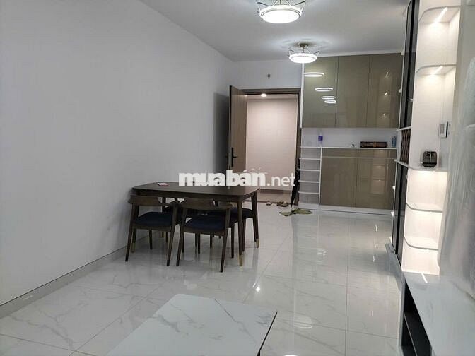 Cho thuê căn hộ cao cấp Diamond Alnata - Celadon City. Giá chỉ 17tr