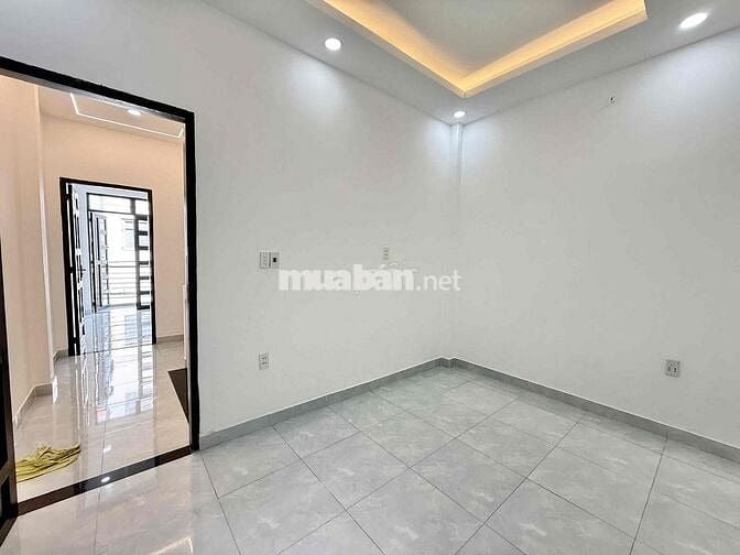 NHÀ MỚI SHR CHÍNH CHỦ VỊ TRÍ ĐẸP TTH