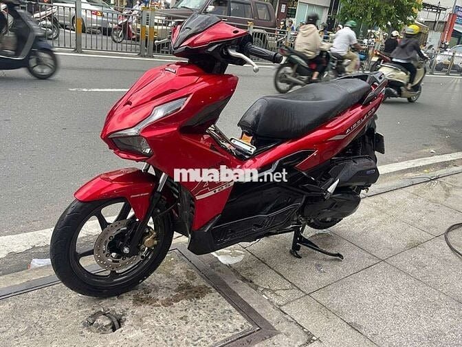 Honda air blade 4val 2023 mới 90% Bstp chính chủ