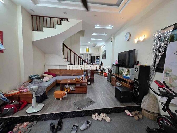 BÁN NHÀ 45M DÂN XÂY 4 TẦNG 4 PN PHỐ BẮC CẦU - LONG BIÊN