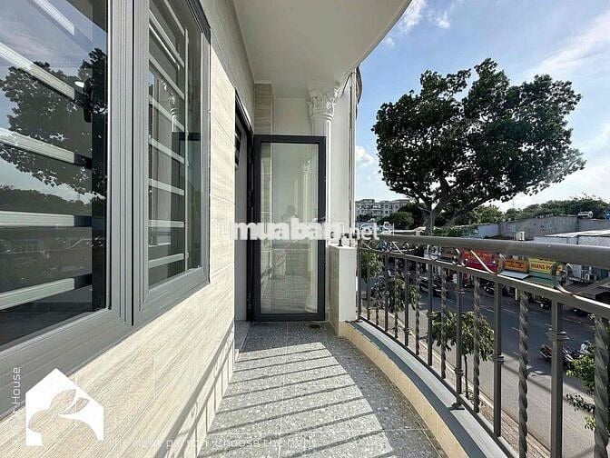 Khai Trương Căn Hộ Full Nội Thất An Ninh Ngay Âu Cơ - Lạc Long Quân