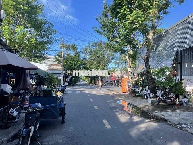 mặt bằng kinh doanh nhà thuốc, siêu thị mini