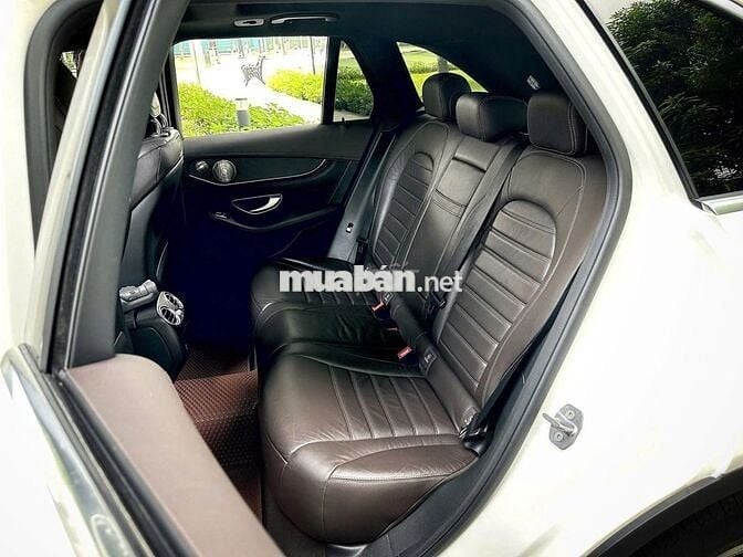Mercedes Benz GLC300 4Matic 2017